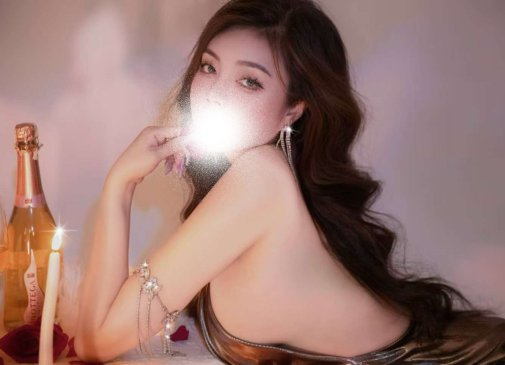 KITTY,  young, fresh, always WET, from Vietnam 🇻🇳